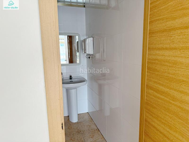 Foto d697165c-c0d5-46ce-90b5-2464f7aa3c9f. Local comercial a calle doctor severo ochoa 3 a Campello Pueblo Campello (el)
