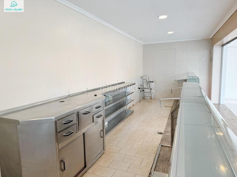 Foto f42d24bb-232b-4900-8602-26f49d419b68. Local comercial a calle doctor severo ochoa 3 a Campello Pueblo Campello (el)