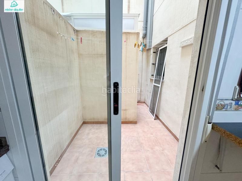 Foto 21a5610c-68a9-40db-be44-1dcc7fbf00c6. Lloguer apartament a sant bartolomeu 150 a Campello Playa Campello (el)
