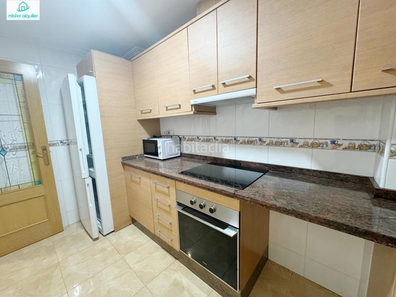 Foto 48e0f6f4-3065-4870-a93d-147da226763a. Lloguer apartament a sant bartolomeu 150 a Campello Playa Campello (el)