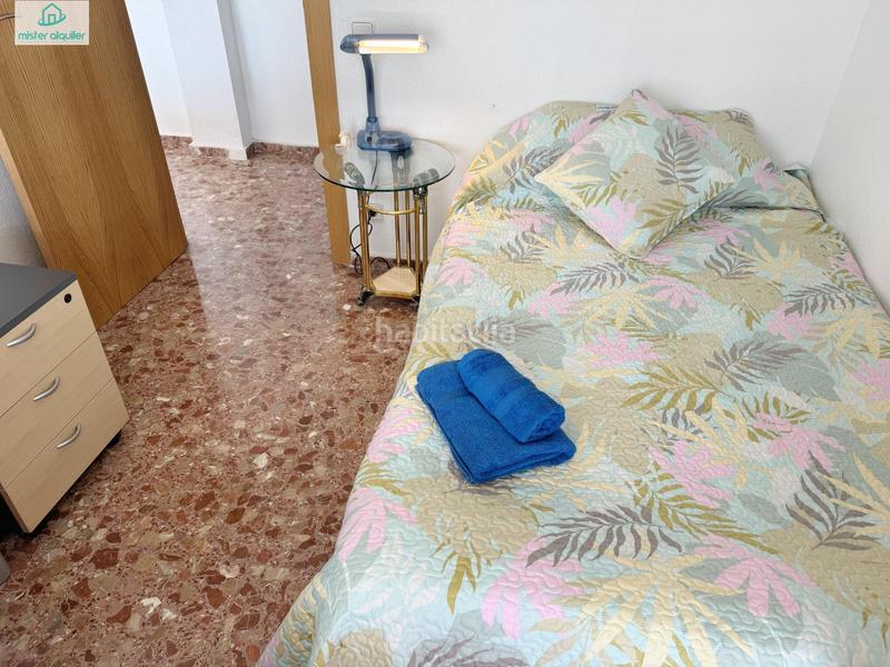Foto 422a8fc9-053b-4635-9bad-284c09daa934. Alquiler apartamento en sant bartolomeu 26 en Campello Playa Campello (el)