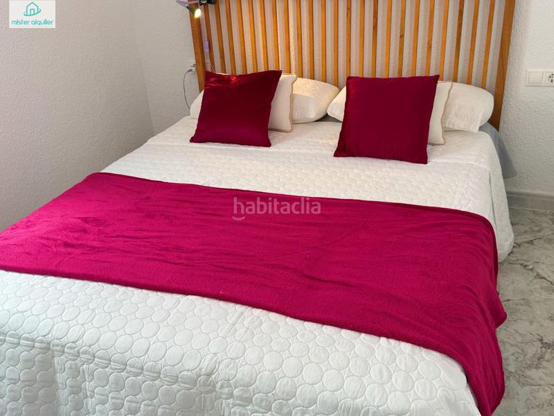 Foto c2b8ba40-4482-425c-a2a1-144520db056b. Alquiler apartamento en san pere 78 en Campello Playa Campello (el)