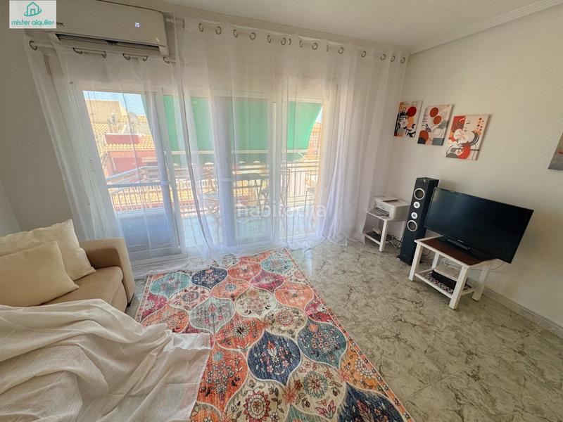 Foto cdd50f3a-afe5-4625-951c-6b91865373f3. Alquiler apartamento en san pere 78 en Campello Playa Campello (el)