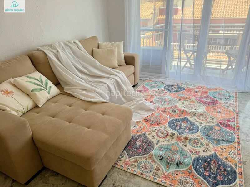 Foto d7341b6b-b4f4-4a9e-9276-0dd9f6ed0f56. Alquiler apartamento en san pere 78 en Campello Playa Campello (el)