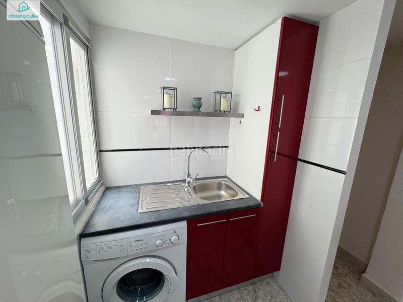 Foto dd2b1d49-22b0-4beb-9c24-86e975df1ff7. Rent apartment in san pere 78 in Campello Playa Campello (el)