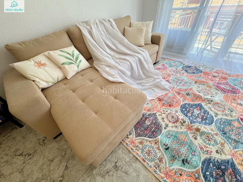 Foto 27faae94-18da-4c59-87e1-2c6bf0a0b104. Location appartement dans san pere 78 dans Campello Playa Campello (el)
