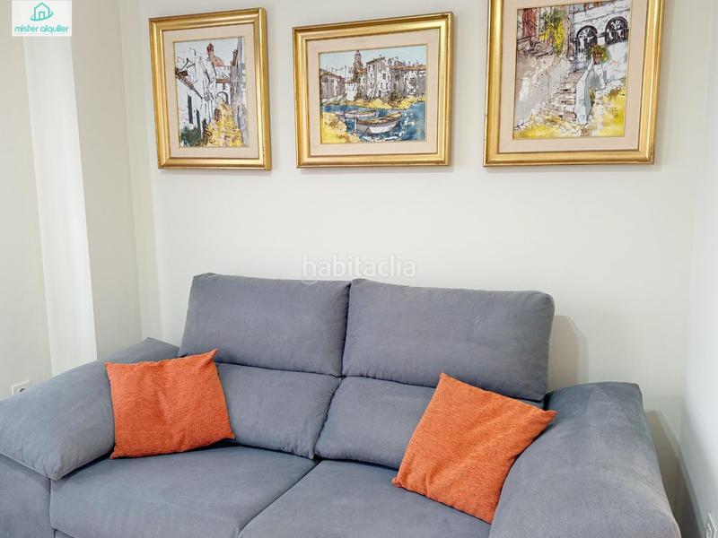 Foto 0c7e3827-5040-47dc-8ff2-bba94881c36d. Alquiler apartamento en ausias march 32 en Campello Pueblo Campello (el)