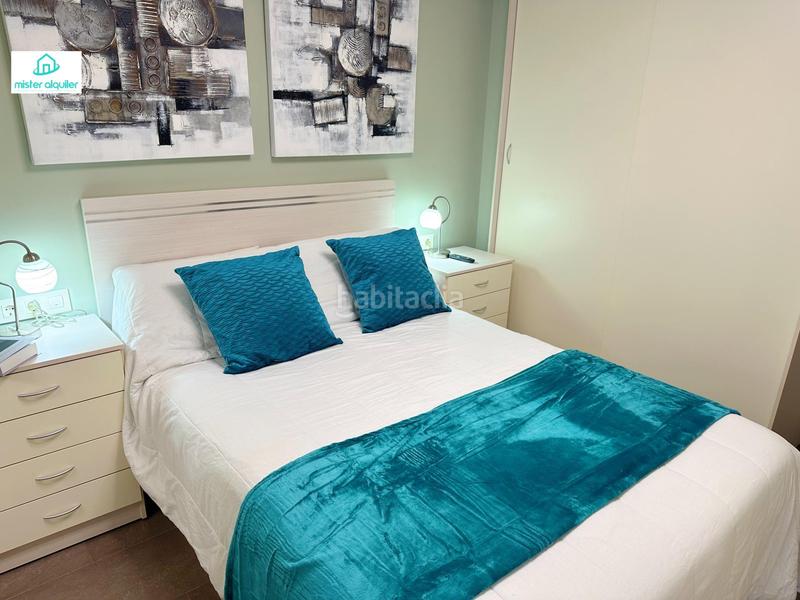 Foto ed6c14c3-99a2-4c40-8583-7cba1c9ac422. Lloguer apartament a avenida avenida de ricardo bayona 8 a Benidorm