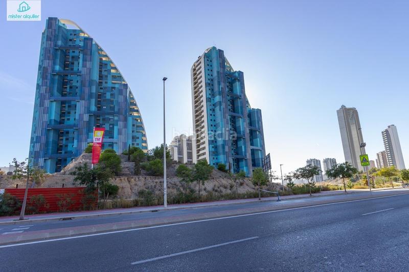 Foto 2a325614-a5de-4b93-8c34-444c16f09bb1. Alquiler apartamento en avenida avenida de ricardo bayona 8 en Benidorm