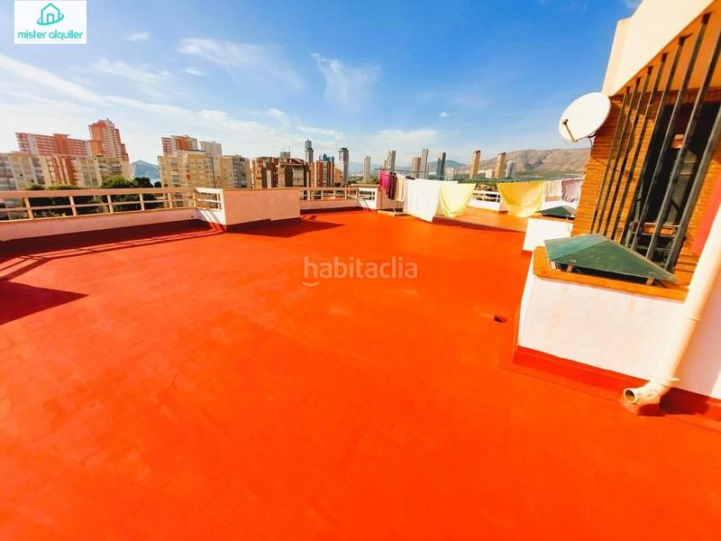 Foto b752d0c5-c630-498f-b660-d51a2cea59b2. Location appartement dans avenida avenida de ricardo bayona 8 dans Benidorm