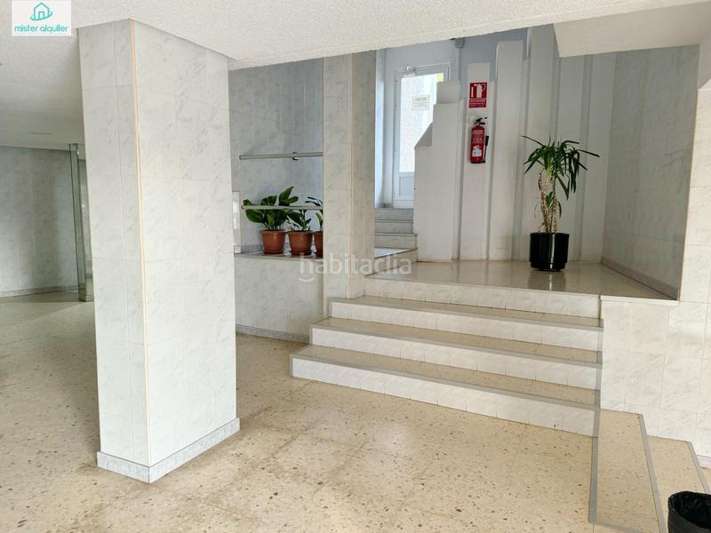 Foto 3cb369eb-8429-4271-97a7-5e37692777e5. Miete appartement in avenida avenida de ricardo bayona 8 in Benidorm