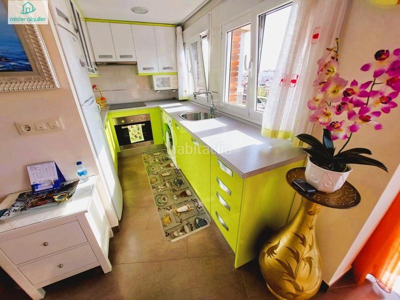 Foto e1a89b04-f6d8-4520-a177-1140cd685c6b. Miete appartement in avenida avenida de ricardo bayona 8 in Benidorm