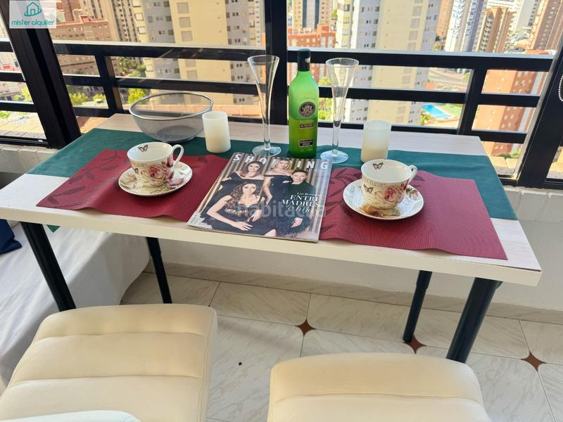 Foto d6d64a1d-ac6e-40d8-bf1e-8b79af4ee14b. Lloguer apartament a avenida belgica 5 a Juzgados - Plaza de Toros Benidorm