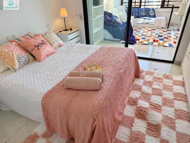 Foto 84ff32b5-a2e3-41ec-be68-c23f9f56d885. Rent apartment in avenida belgica 5 in Juzgados - Plaza de Toros Benidorm