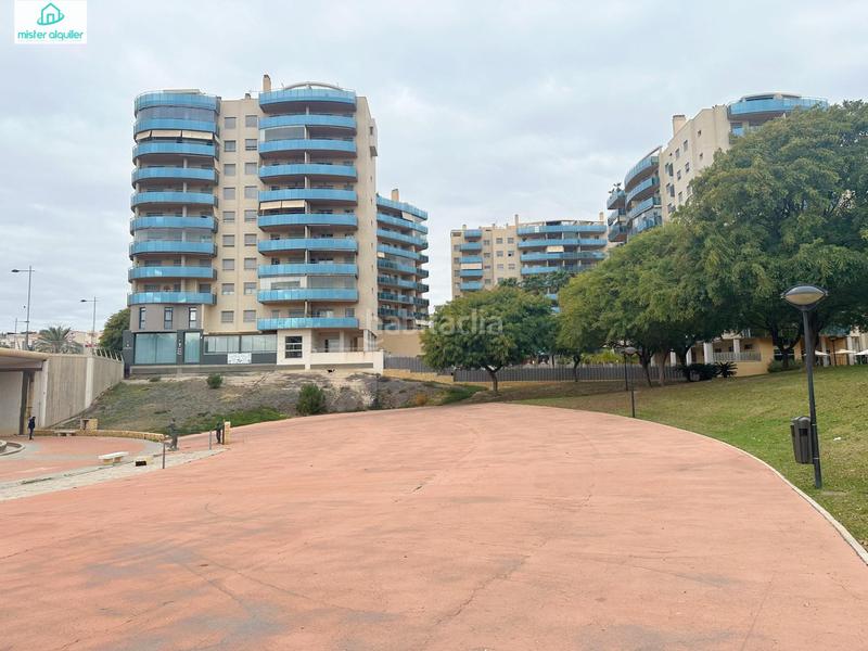 Foto 113ecaae-6d5c-44f6-a5b3-5f1239912d51. Alquiler apartamento en vicent blasco i ibañez de 1 en Campello (el)