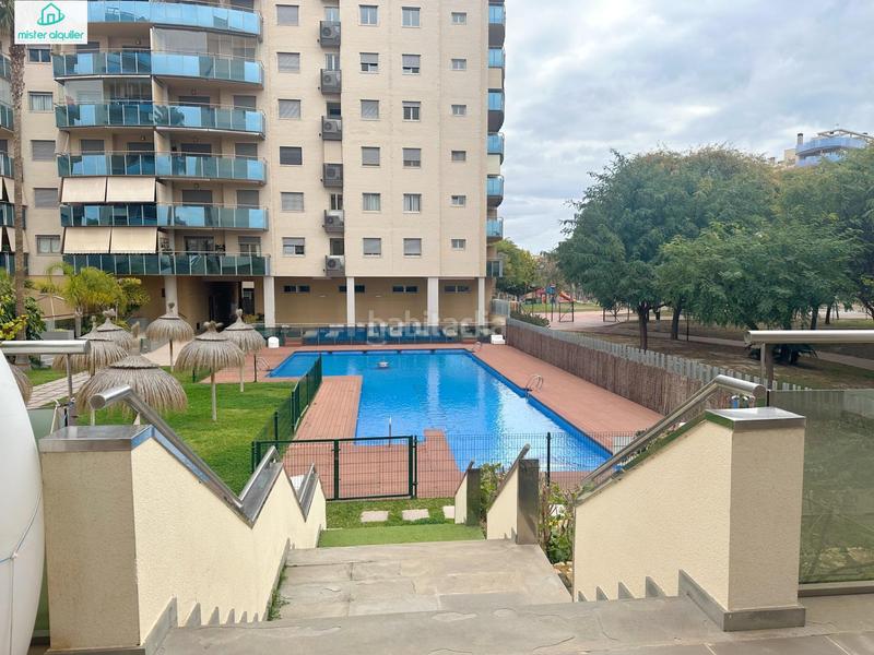 Foto 5622fe29-0388-4747-b3cc-929187316bdb. Alquiler apartamento en vicent blasco i ibañez de 1 en Campello (el)