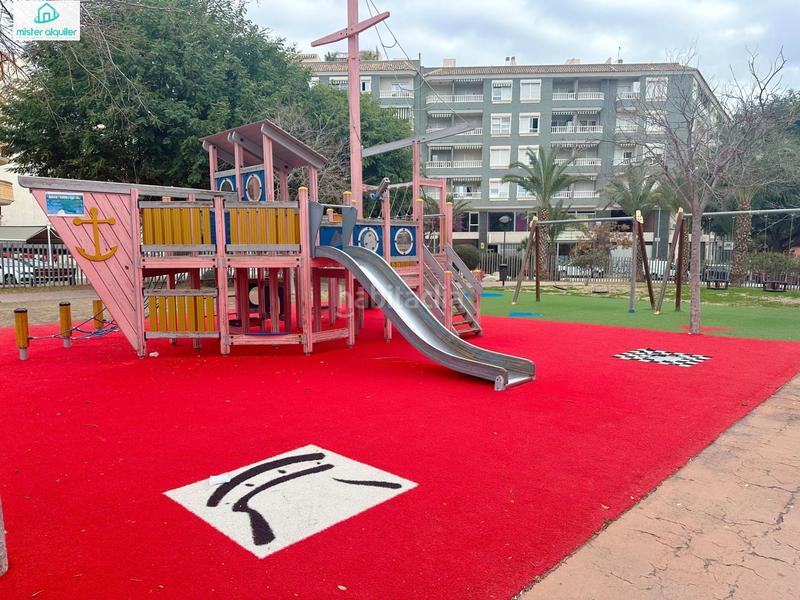 Foto 7ba5bfb6-7482-4171-8c4b-1ab480ebb17d. Alquiler apartamento en vicent blasco i ibañez de 1 en Campello (el)