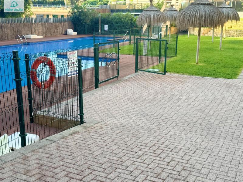 Foto 99609fcd-fe35-4e38-b5ab-787cf7714afc. Alquiler apartamento en vicent blasco i ibañez de 1 en Campello (el)