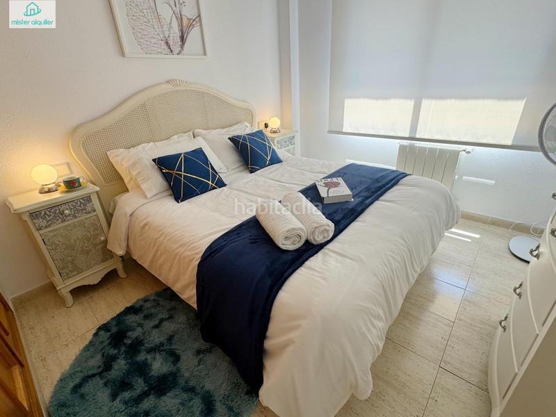 Foto 2929e1f1-446c-4347-82c8-dd60f5f428b1. Alquiler apartamento en calle magraner en Playa Muchavista Campello (el)
