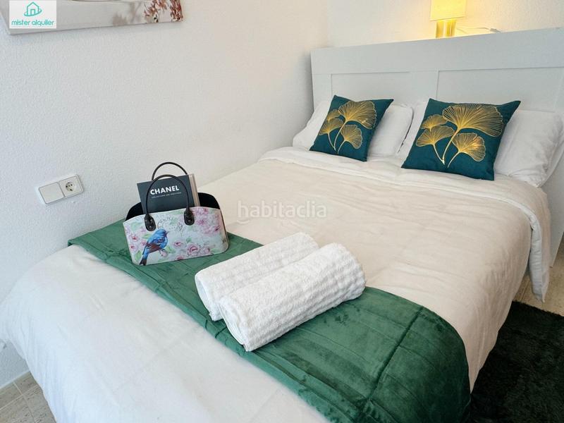 Foto cb7ce5a8-3d8b-43b1-be43-1b7df2602768. Alquiler apartamento en calle magraner en Playa Muchavista Campello (el)