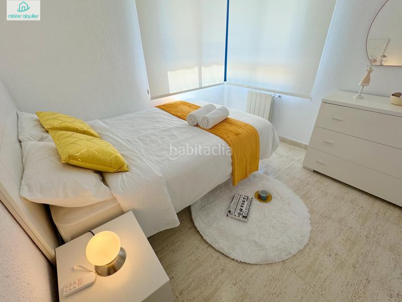 Foto f8fe2171-92f9-480b-aae7-a277641ffb77. Alquiler apartamento en calle magraner en Playa Muchavista Campello (el)