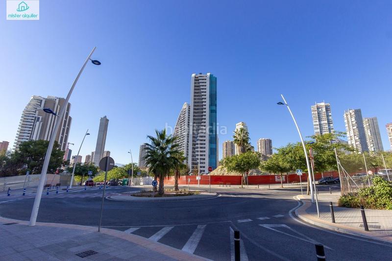 Foto 9df00ef7-e5bc-42e8-a86d-7bbcfa2ddf16. Location appartement dans avenida avenida de ricardo bayona 8 dans Benidorm