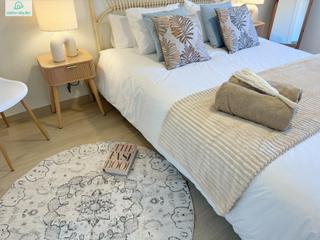 Location Appartement à Calle sant bartolomeu 119. Exclusivo apartamento reformado en el campello con terraza, pisc