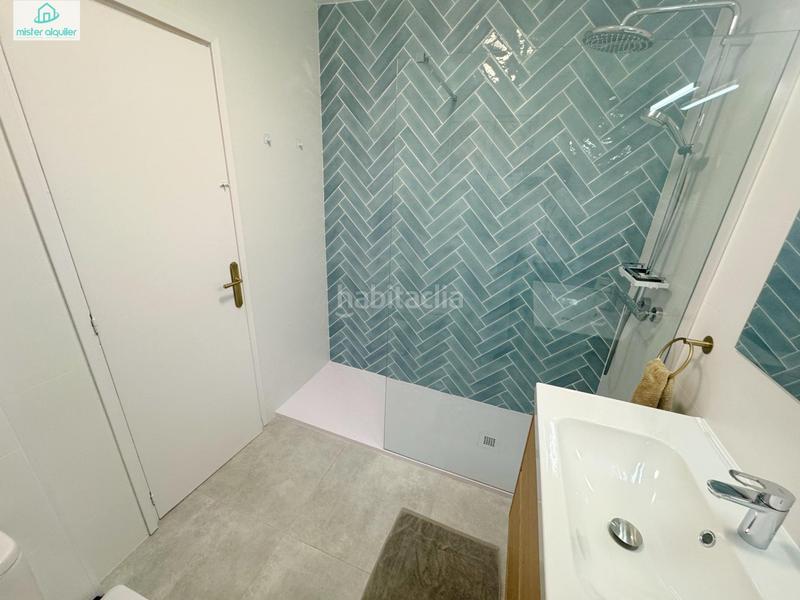 Foto 8eb4cf6a-d865-4fc3-b715-692e58941e7a. Location appartement dans calle sant bartolomeu 119 dans Campello (el)