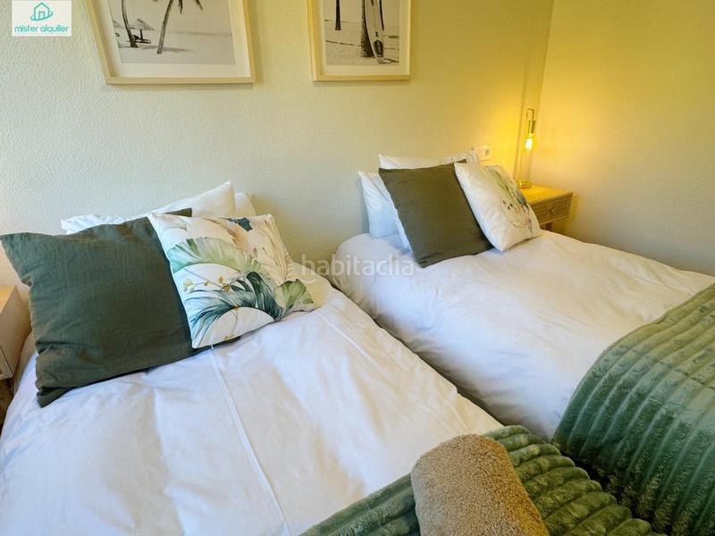 Foto b77eea47-63ce-46f8-b595-66e1e6a8efdc. Rent apartment in calle sant bartolomeu 119 in Campello Playa Campello (el)