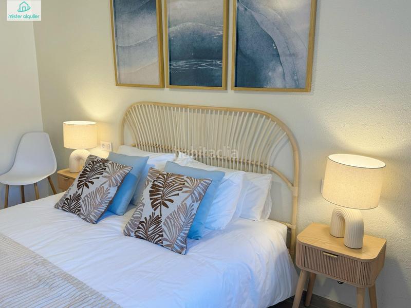 Foto bab6698f-20e8-46d5-b15f-15ce56dc75bb. Rent apartment in calle sant bartolomeu 119 in Campello Playa Campello (el)
