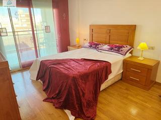 Miete Appartement in Calle juan sebastian elcano 36. Apartamento moderno y luminoso con todas las comodidades a un pa