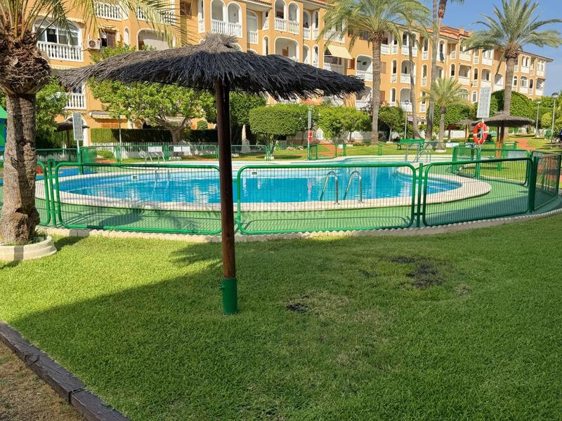 Foto 4d0f3b82-0ff1-4dcb-9919-c73bee8c3a9c. Alquiler apartamento en sant bartolomeu 111 amplio apartamento junto al mar en el campello, en urbanización con piscina y todas las comodidades en Campello (el)