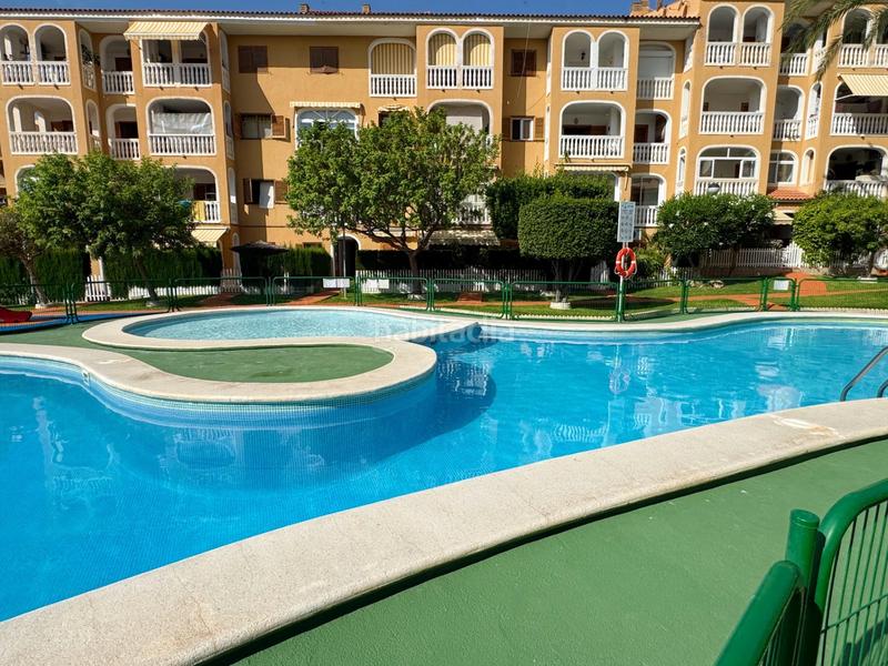 Foto 549b604a-9f8a-4fd3-9c6c-00c8ffa2f1e8. Alquiler apartamento en sant bartolomeu 111 amplio apartamento junto al mar en el campello, en urbanización con piscina y todas las comodidades en Campello (el)