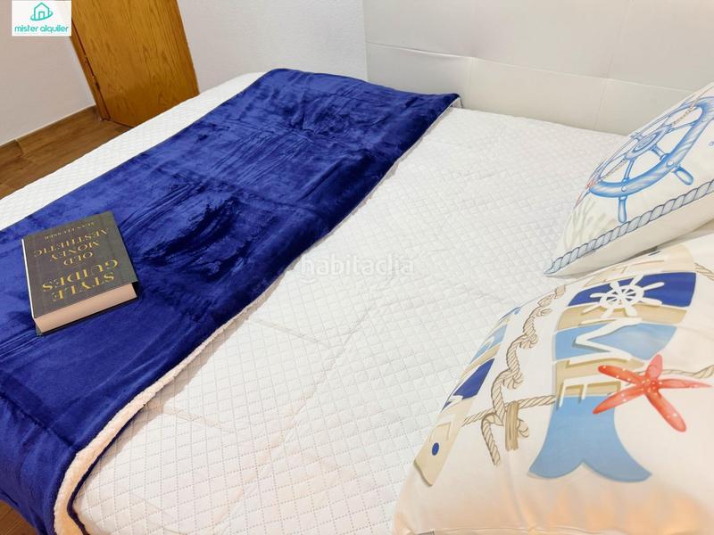 Foto 6034230c-724a-4a17-a9d9-22103654f57a. Alquiler apartamento en sant bartolomeu 111 amplio apartamento junto al mar en el campello, en urbanización con piscina y todas las comodidades en Campello (el)