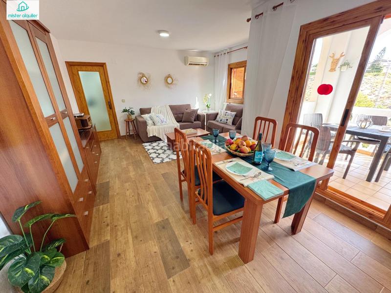 Foto 61566d08-e60a-4e9b-ad41-4392997aea4b. Alquiler apartamento en sant bartolomeu 111 amplio apartamento junto al mar en el campello, en urbanización con piscina y todas las comodidades en Campello (el)