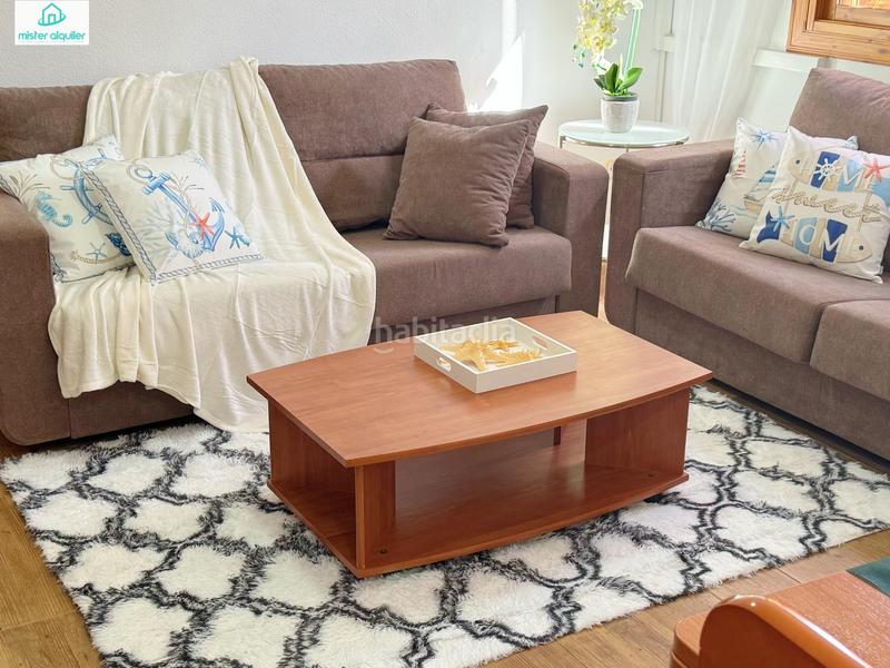 Foto a25b2e3f-9611-4b33-ab9e-f0b03e25f422. Alquiler apartamento en sant bartolomeu 111 amplio apartamento junto al mar en el campello, en urbanización con piscina y todas las comodidades en Campello (el)