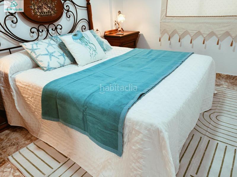 Foto 5cd867eb-2ba3-48fd-af12-a71eeb5f9740. Lloguer apartament a sant pere 31 a Campello Playa Campello (el)