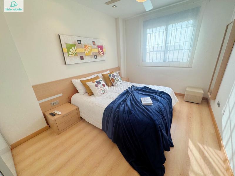 Foto 09d09ae4-76f1-483f-bfa9-157dd5fe8955. Rent ground floor in alcoy 30 in Campello Playa Campello (el)