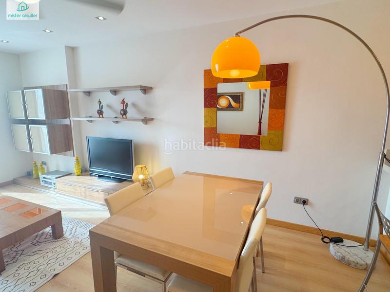 Foto 3ca9c9a6-8410-43de-871b-bd4f37da900c. Rent ground floor in alcoy 30 in Campello Playa Campello (el)