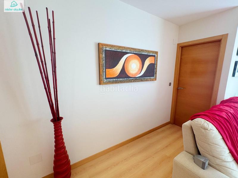 Foto 6213d544-7508-4d89-be46-e8cfea418dfc. Rent ground floor in alcoy 30 in Campello Playa Campello (el)