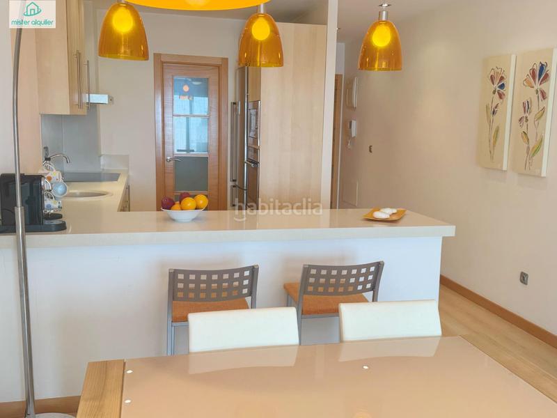 Foto 8efeb993-85ba-4158-a766-326a84b2a452. Rent ground floor in alcoy 30 in Campello Playa Campello (el)