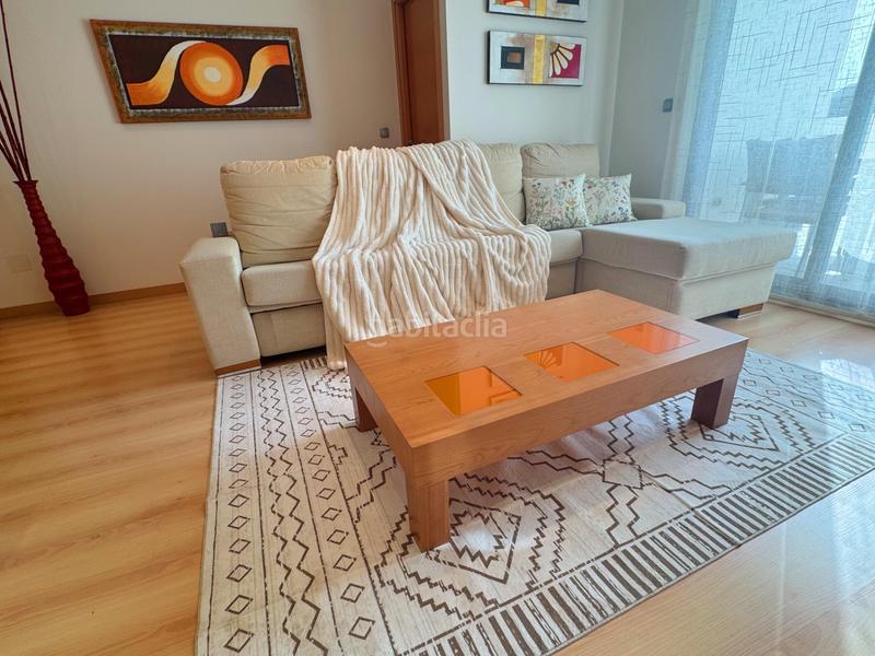 Foto ea545de0-5add-4345-9d2e-4678cc30ee9c. Rent ground floor in alcoy 30 in Campello Playa Campello (el)