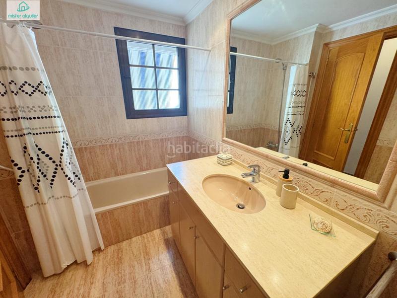 Foto c07b55df-b40f-4eff-bd9f-c3f4f946bb11. Miete appartement in calle sant bartolomeu 128 in Campello (el)