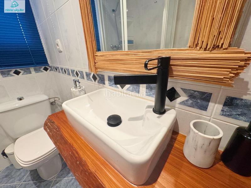 Foto bfee088d-6a12-4348-bfdd-b2dbbda8c1ad. Rent apartment in calle sant bartolomeu 128 in Campello Playa Campello (el)