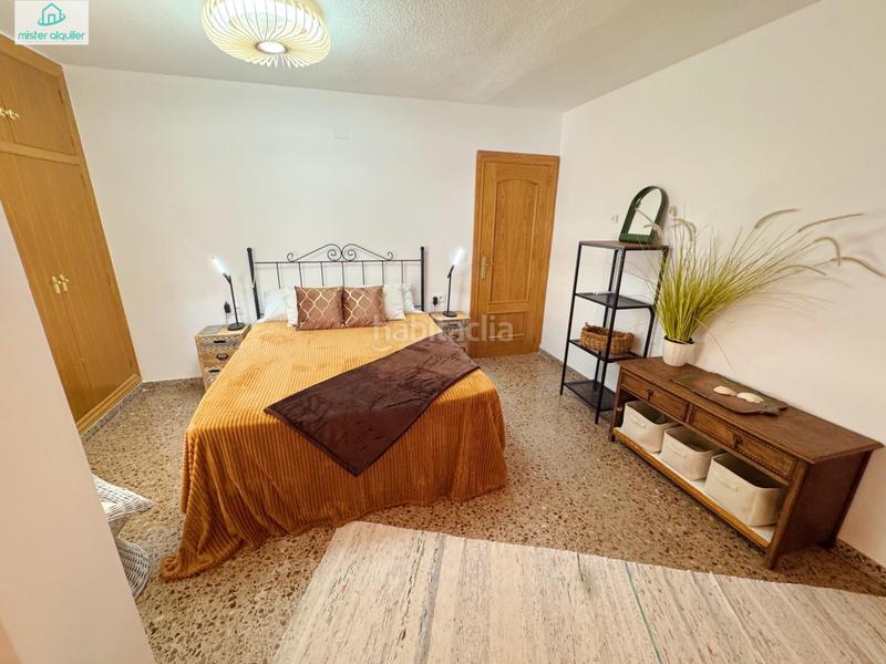 Foto e62eadbe-e229-436e-9d06-0981fddb26e9. Rent apartment in calle sant bartolomeu 128 in Campello Playa Campello (el)