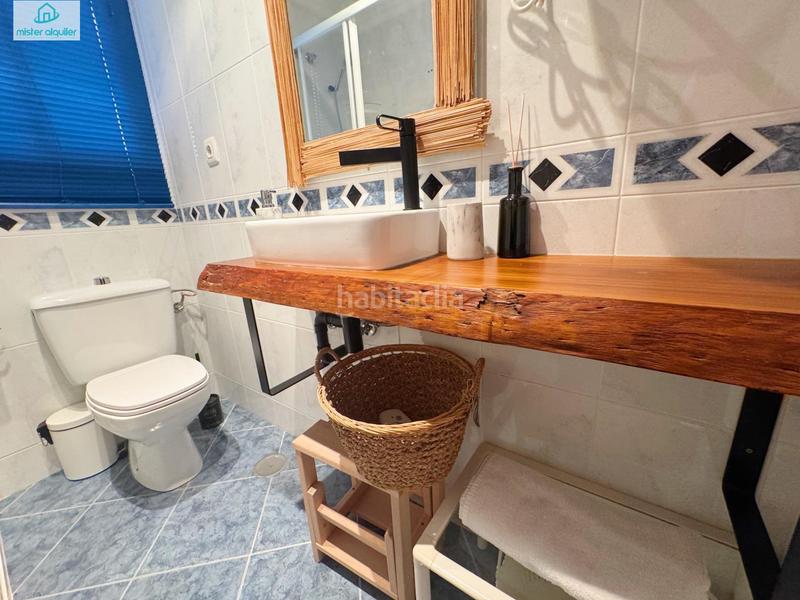 Foto e721a576-886b-495e-861b-1a5c0f046f56. Rent apartment in calle sant bartolomeu 128 in Campello Playa Campello (el)