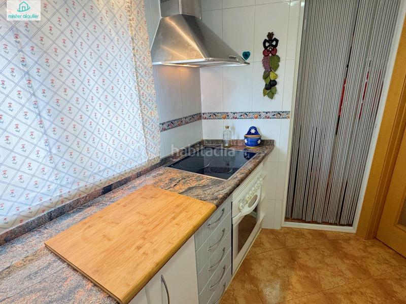 Foto 5ced0b00-a87a-44f8-b812-55c930344391. Location appartement dans calle sant vicent 109 dans Campello (el)