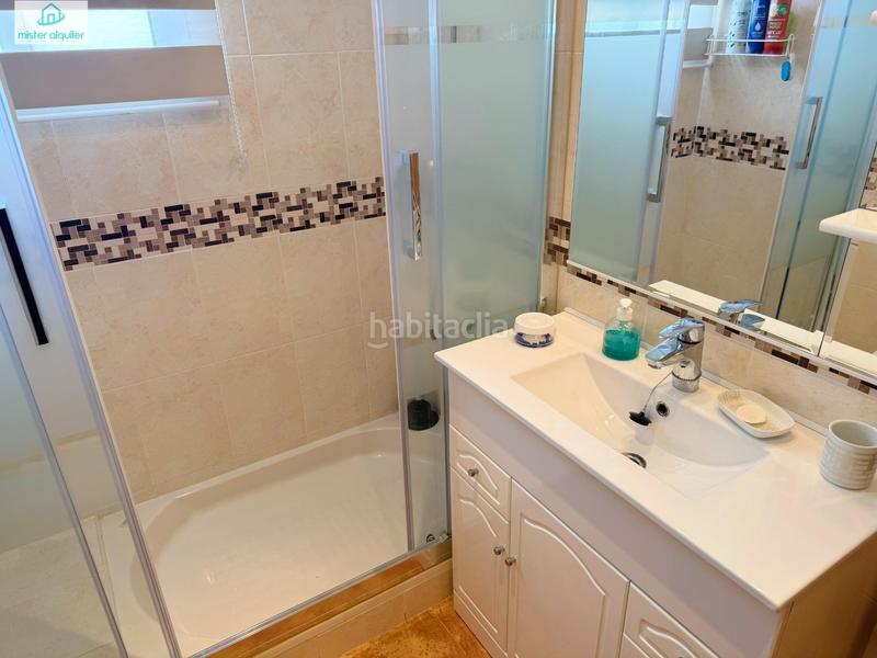Foto 939f5bf5-dec5-4ede-9aec-5cf6f29e57a4. Location appartement dans calle sant vicent 109 dans Campello (el)