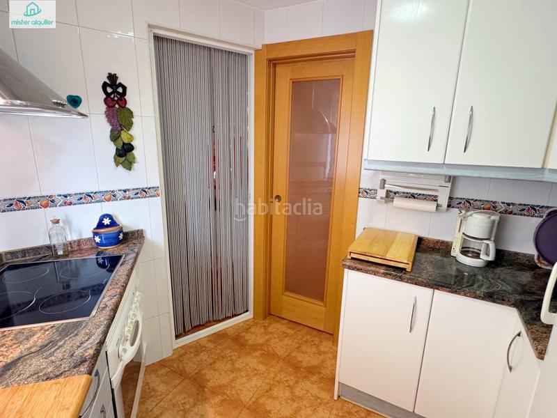 Foto acde44b6-36d8-4459-a5e0-6e2d18913cb2. Location appartement dans calle sant vicent 109 dans Campello (el)