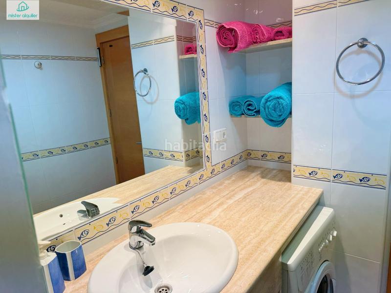 Foto c69e37a8-39a0-49a0-b72a-65277b205b1c. Location appartement dans calle sant vicent 109 dans Campello (el)